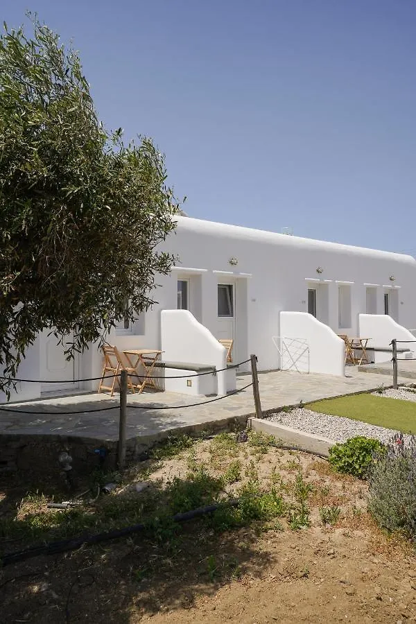 Casa Nostra Mykonos Boutique Rooms & Studios 格拉斯托斯